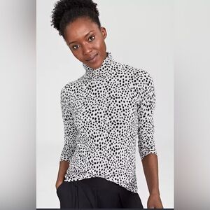 100% Cashmere Cowl Neck Long Sleeve Sweater in Black & Gray Large